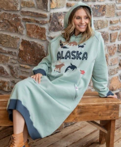 Alaska Wildlife Sleep Hoodie 5 Alaska Wildlife Sleep Hoodie -Engel Cheap Store SHD614 CAHCET GIFFORD CHERRY PEAK WEB 46121.1697034143