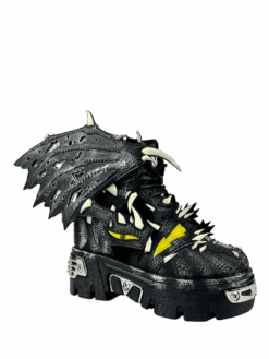 BLACK GUAVA - BLACK/SILVER